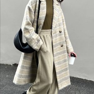 Brand New with Tags Oak + Fort Fuzzy Plaid Coat